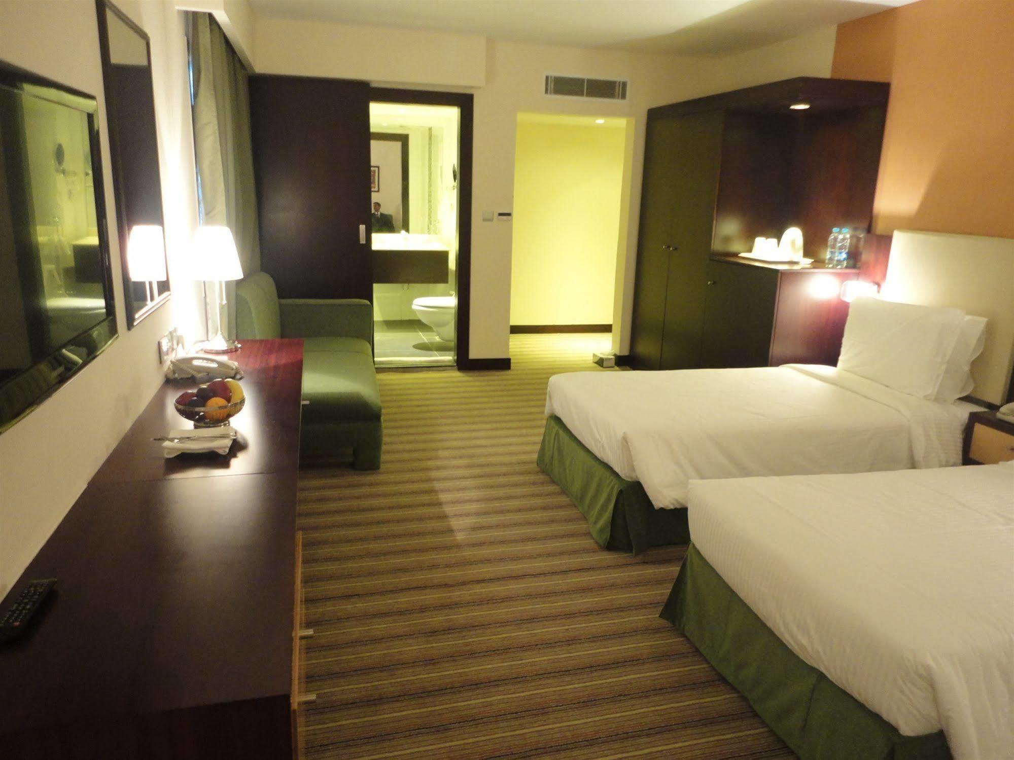 Days Olaya Hotel Rijad Zewnętrze zdjęcie