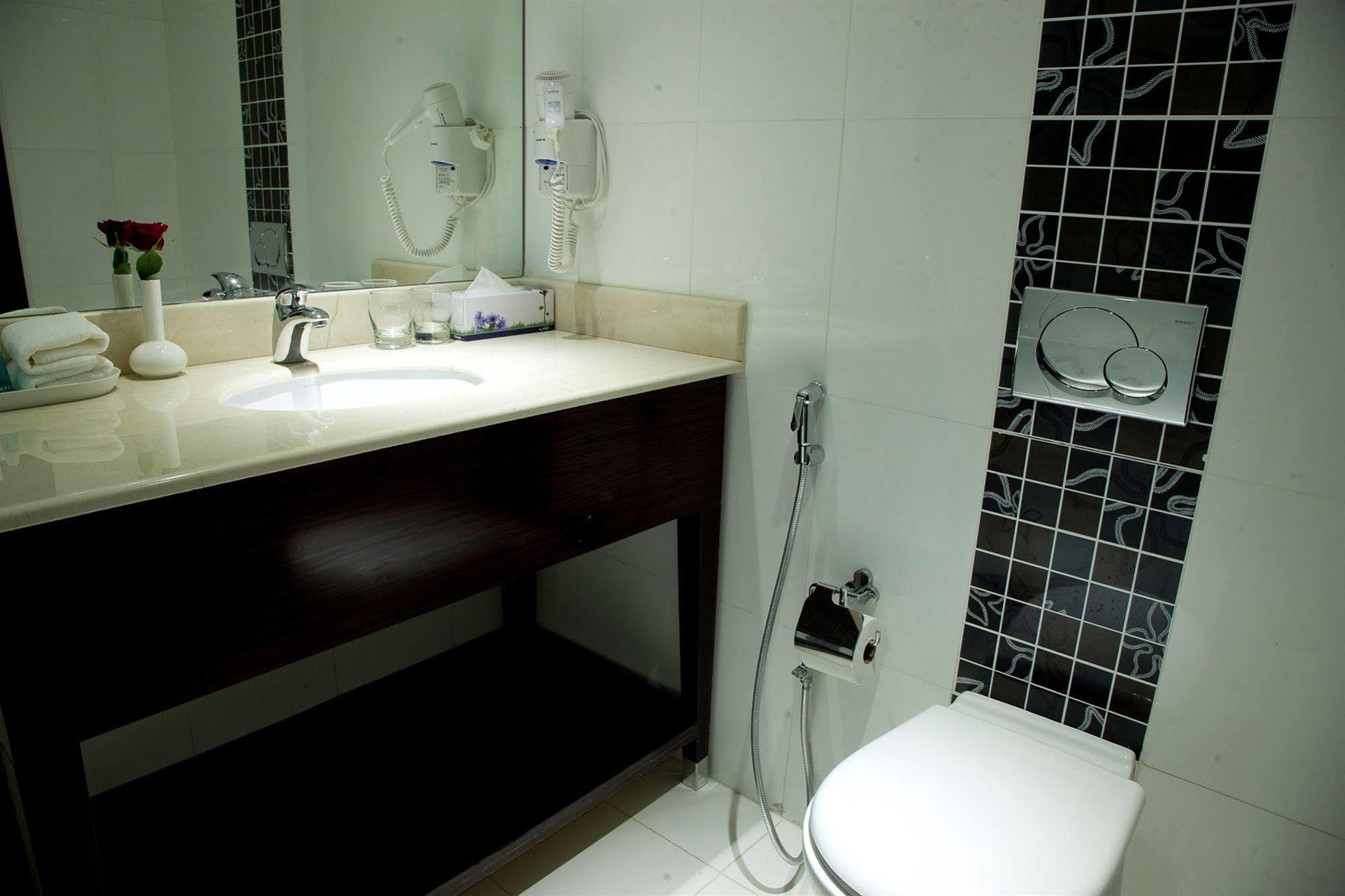 Days Olaya Hotel Rijad Zewnętrze zdjęcie