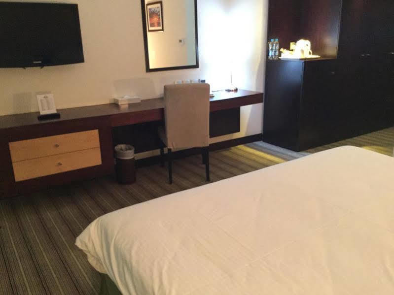 Days Olaya Hotel Rijad Zewnętrze zdjęcie